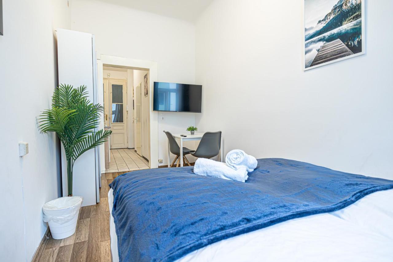 Modern Comforts: Chic Studio Apt Centrally Located Viena Exterior foto